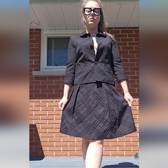 Talbot's 2 piece jacket and skirt set. Like new! Size 4. - Picture 4 of 14